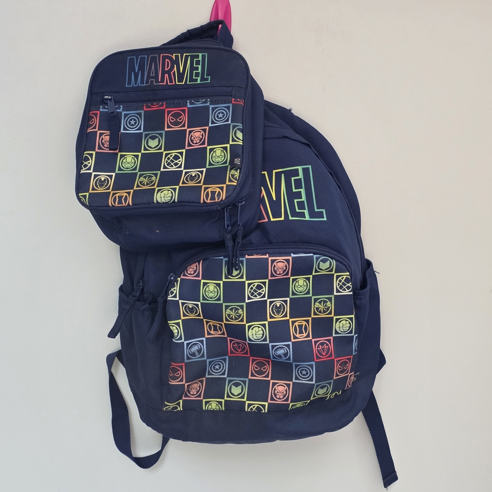 Marvel Navy Backpack and Lunchbox Set
